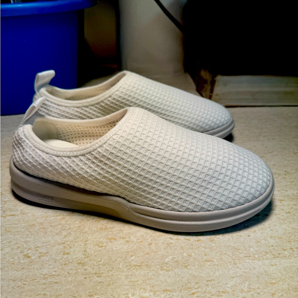 Lusso Cloud Gehry BNIB white mens 8 / women’s 10